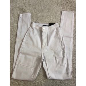 White high waisted skinny jeans
